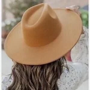 Universal Thread Classic Tan Women's Hat